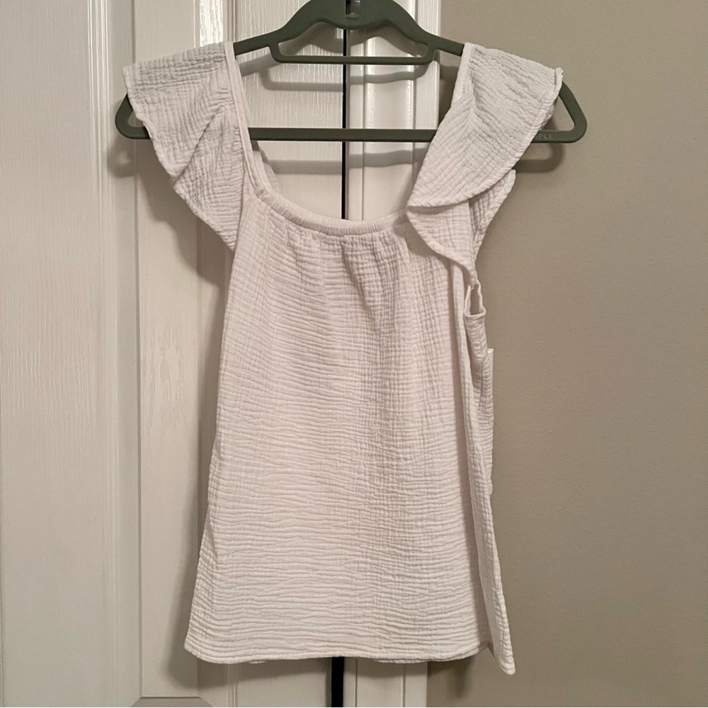 NWOT White Cotton Gauze Blouse